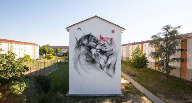 Das fertige Mural Whisper von SATR für Stadt.Wand.Kunst